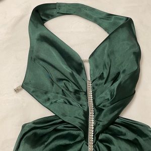 Green formal gown/ prom dress backless halter